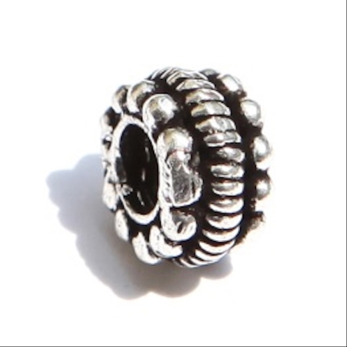 4 PERLES METAL RONDES PLATES DECOREES