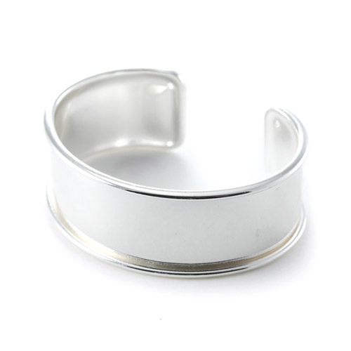 1 BRACELET