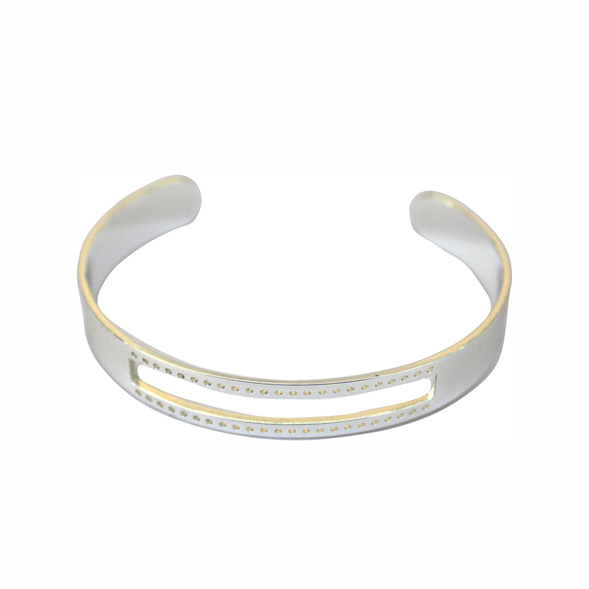 1 BRACELET PLAT A TISSER 