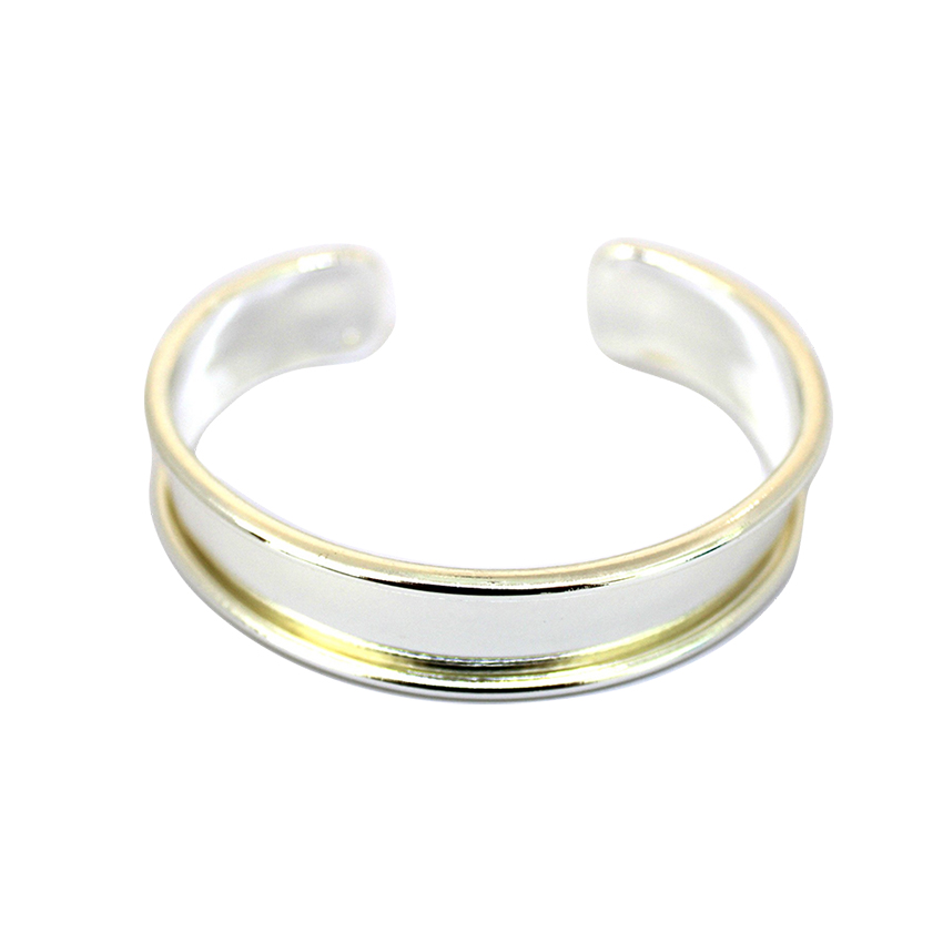1 BRACELET 